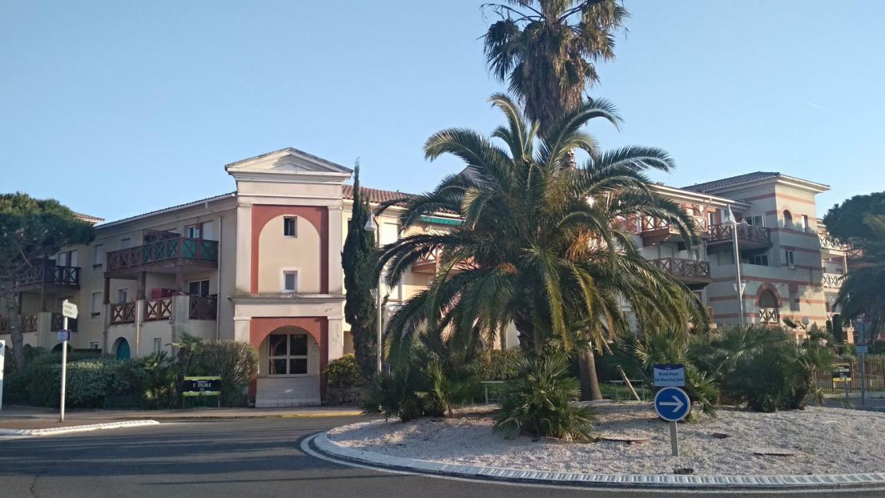 Au Coeur De Port Frejus - T2 30 M² - Tout A Pied Екстериор снимка